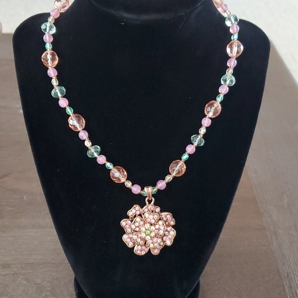 Flower necklace